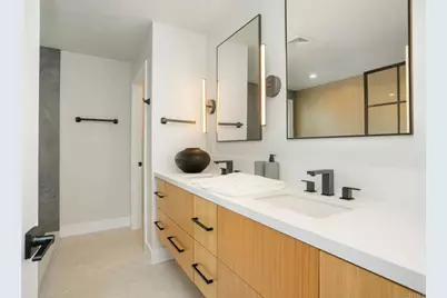 219 W Acacia Ave, El Segundo, CA 90245 - Photo 19