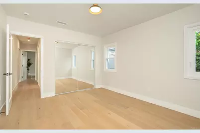 219 W Acacia Ave, El Segundo, CA 90245 - Photo 25