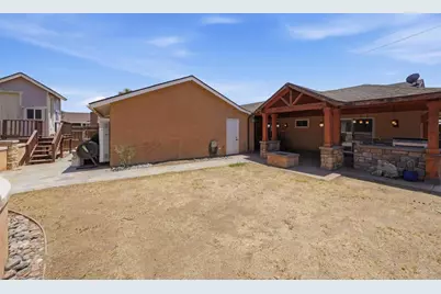 670 N Citrus Avenue, Escondido, CA 92027 - Photo 29