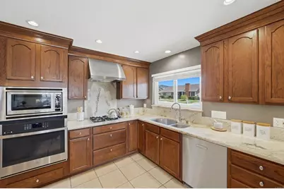 670 N Citrus Avenue, Escondido, CA 92027 - Photo 5