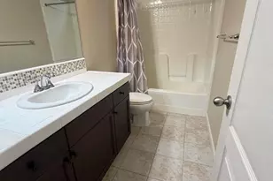 3197 Austin Ave, Clovis, CA 93619 - Photo 13