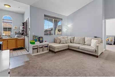 1880 Aubrives Place ##2134, Chula Vista, CA 91913 - Photo 11