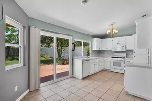 45378 Clubhouse Dr, Temecula, CA 92592 - Photo 13