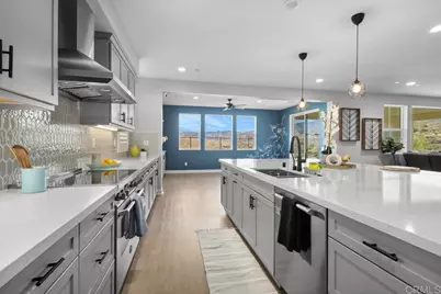 39210 Stallion Drive, Palmdale, CA 93551 - Photo 5