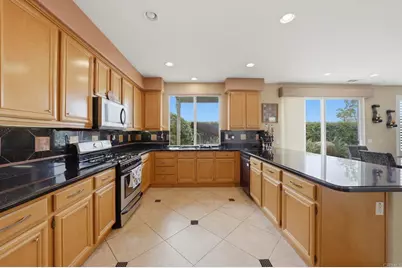 344 Plaza Los Osos, Chula Vista, CA 91914 - Photo 15