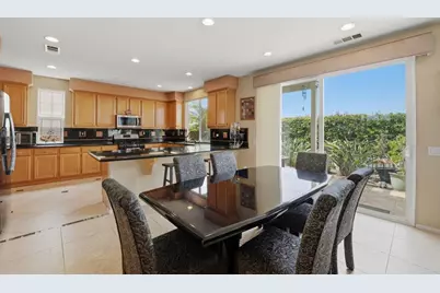 344 Plaza Los Osos, Chula Vista, CA 91914 - Photo 9