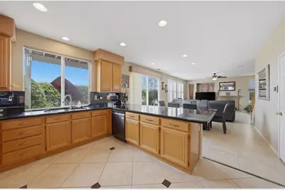 344 Plaza Los Osos, Chula Vista, CA 91914 - Photo 11