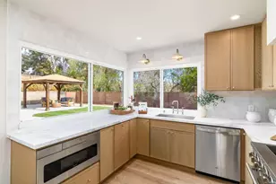 10659 Rookwood Dr, San Diego, CA 92131 - Photo 9