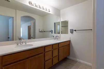 2487 Mackenzie Creek Road, Chula Vista, CA 91914 - Photo 9