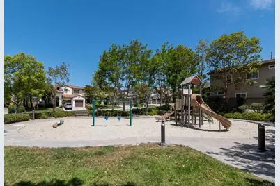 2487 Mackenzie Creek Road, Chula Vista, CA 91914 - Photo 23