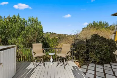 1243 Saxony Road, Encinitas, CA 92024 - Photo 27