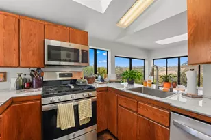 1243 Saxony Rd, Encinitas, CA 92024 - Photo 29