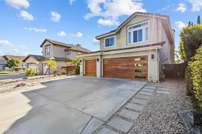 522 Bayona Loop, Chula Vista, CA 91910 - Photo 3