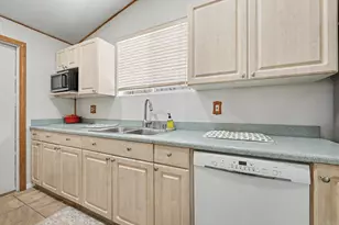 8461 Hudson Dr, San Diego, CA 92119 - Photo 17