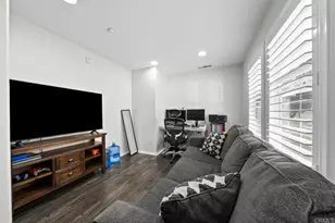 2724 Hazelnut Ct, Chula Vista, CA 91915 - Photo 11