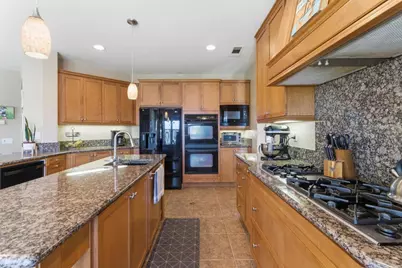 8540 Galway Pl, San Diego, CA 92129 - Photo 15