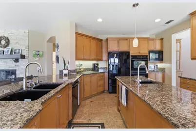 8540 Galway Pl, San Diego, CA 92129 - Photo 13