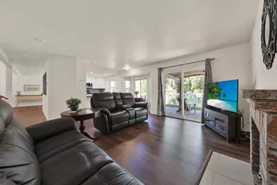1041 Fairhill Terrace, Spring Valley, CA 91977 - Photo 15