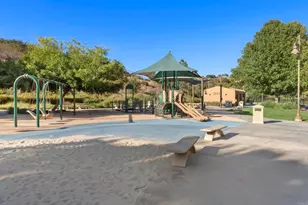 2358 Geode Ln, Carlsbad, CA 92009 - Photo 57