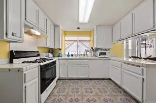 5542 Sun Ln, Bell Gardens, CA 90201 - Photo 3