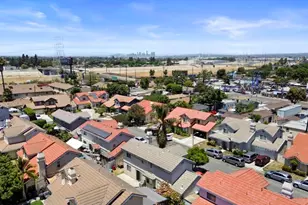 5542 Sun Ln, Bell Gardens, CA 90201 - Photo 21