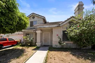 5542 Sun Ln, Bell Gardens, CA 90201 - Photo 15