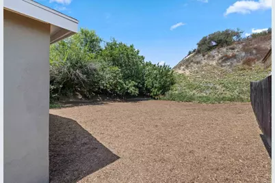 4674 Boxwood Drive, San Diego, CA 92117 - Photo 21