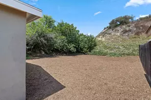 4674 Boxwood Dr, San Diego, CA 92117 - Photo 21