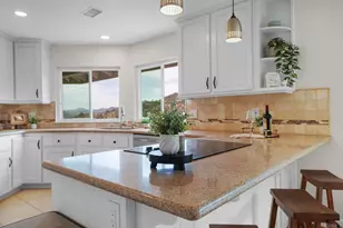 2645 Daisy Ln, Fallbrook, CA 92028 - Photo 5