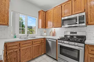 82 Country Club Cir, Chula Vista, CA 91911 - Photo 9