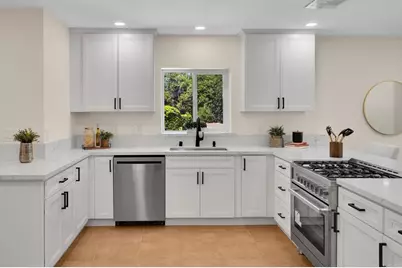3131 Summit Drive, Escondido, CA 92025 - Photo 17