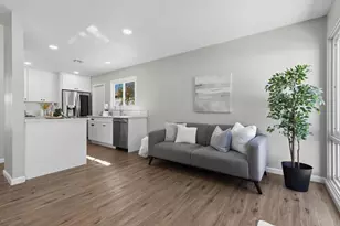 5736 Camber Dr, San Diego, CA 92117 - Photo 15