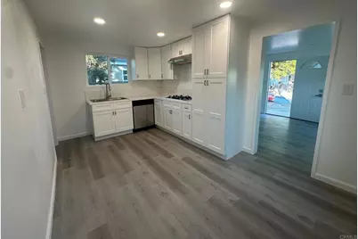 742 44 Morrison Street, San Diego, CA 92102 - Photo 5