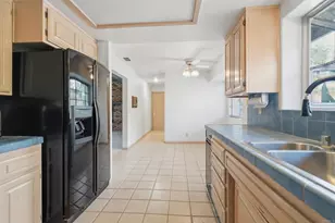 28104 Glenmeade Way, Escondido, CA 92026 - Photo 17