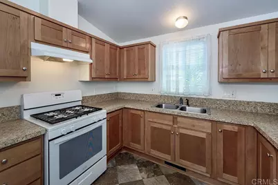 8213 Sunset Drive, Lakeside, CA 92040 - Photo 9