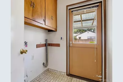 7326 Glencliff Drive, Downey, CA 90240 - Photo 15