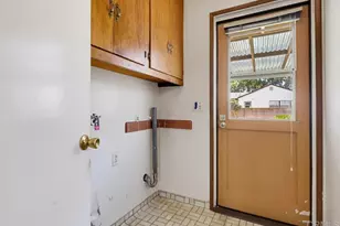 7326 Glencliff Dr, Downey, CA 90240 - Photo 15