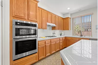 519 Bent Trail Drive, Chula Vista, CA 91914 - Photo 17