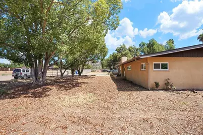 14135 York Avenue, Poway, CA 92064 - Photo 39