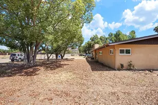 14135 York Ave, Poway, CA 92064 - Photo 39