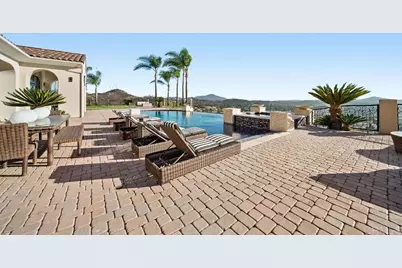 2424 Cerro Sereno, El Cajon, CA 92019 - Photo 13
