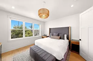 825 9th St, Coronado, CA 92118 - Photo 13