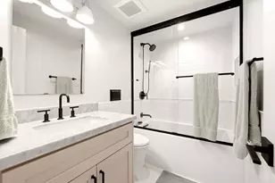825 9th St, Coronado, CA 92118 - Photo 19