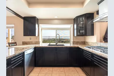 5048 Viewridge Way, Oceanside, CA 92056 - Photo 7