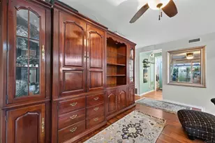 10673 Porto Ct, San Diego, CA 92124 - Photo 15