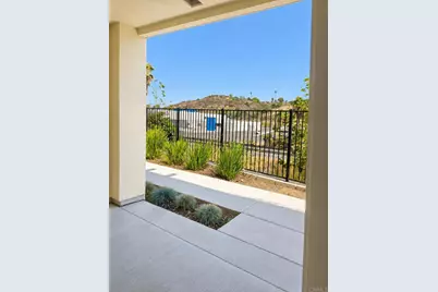 438 Creekside Circle, San Diego, CA 92114 - Photo 3