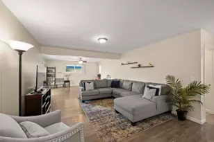 8427 Carlton Oaks Dr, Santee, CA 92071 - Photo 21