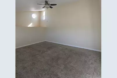 8427 Carlton Oaks Drive, Santee, CA 92071 - Photo 33