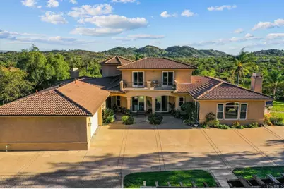 19700 Calle Pena Huerta, Temecula, CA 92590 - Photo 5