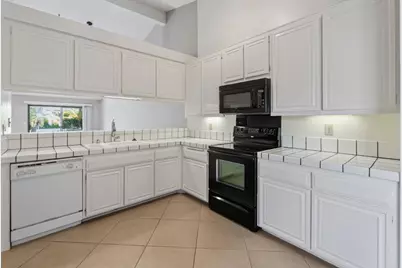 12824 Camino De La Breccia, San Diego, CA 92128 - Photo 13